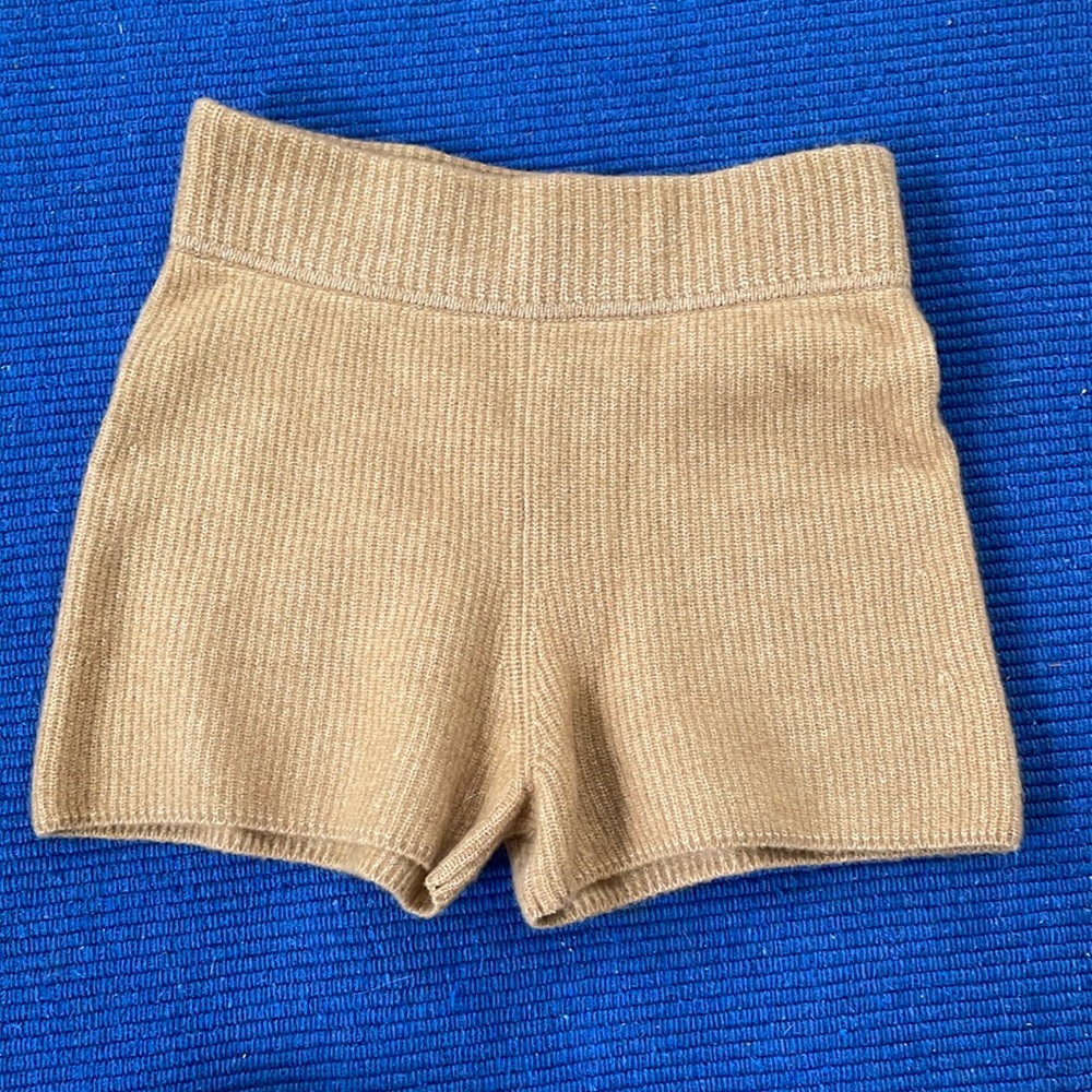 Everlane cozy rib short M